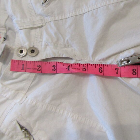 Ladies Size 5 Capri's – Capri Collection Garage - Picture 12 of 16